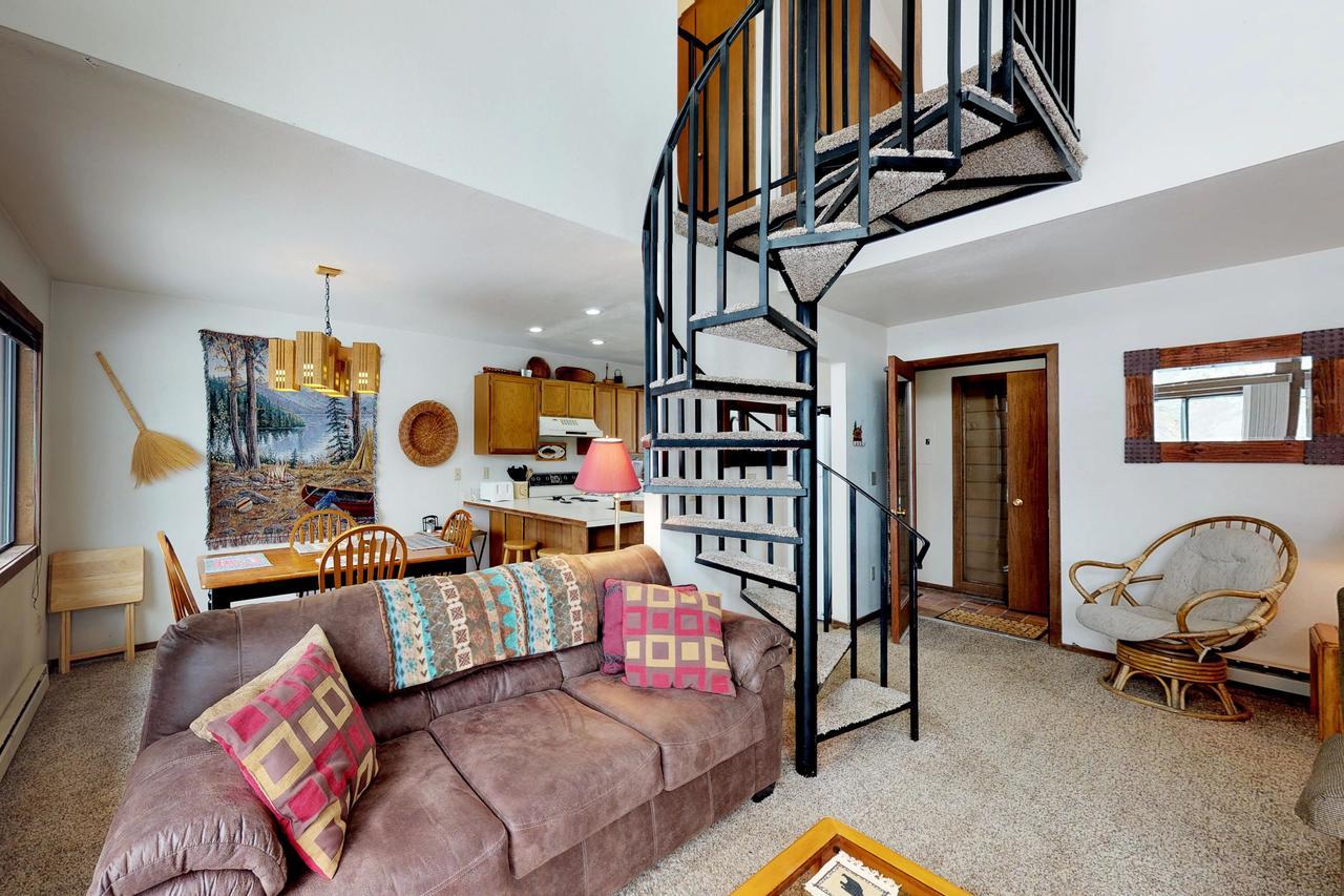 Meadows Unit #16 *